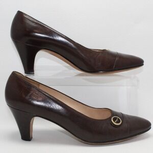 Salvatore Ferragamo Brown Leather Logo Pumps Heels Made in Italy 8 AA DQ7830